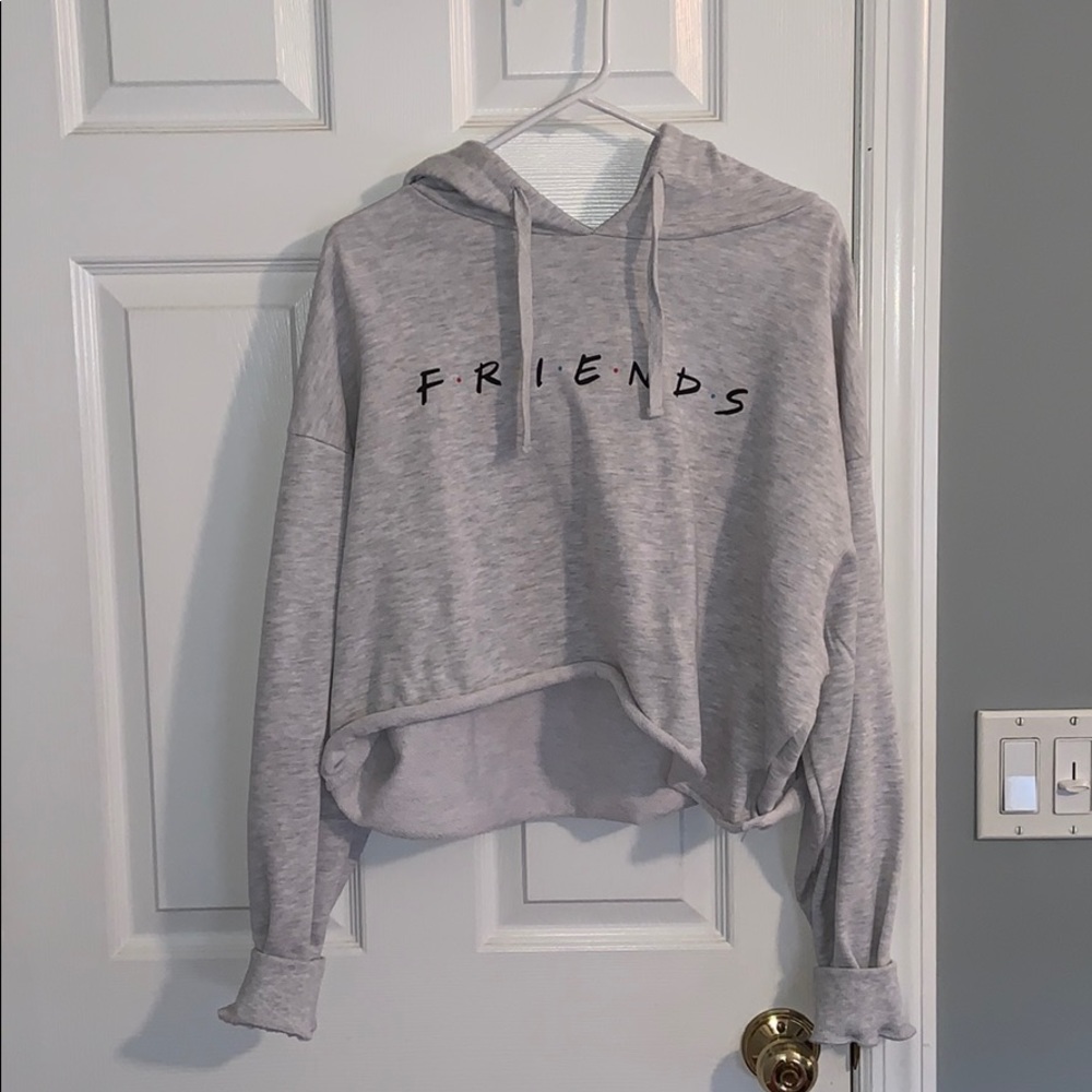 XL cropped “friends” sweatshirt.